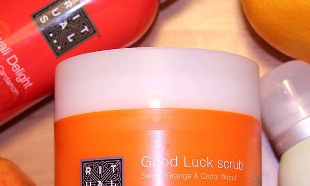 Скраб для тіла Rituals Good Luck Scrub — огляд та відгуки