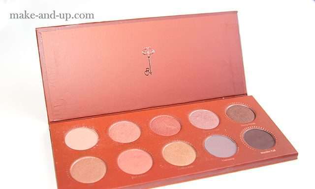 Zoeva Golden Rose Palette — свотчи та відгуки