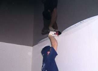 Ремонт натяжної стелі