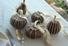 Картонно-фруктовий декор.