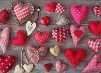 Алею вязаних сердець відкриють у парку Кузьминки.