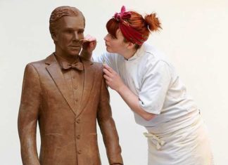 Бенедикта Камбербетча зобразили в шоколаді.