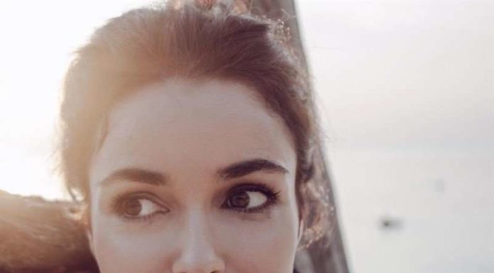 Ірена Понарошку вирішила платити передплатникам за свої помилки в Инстаграме.