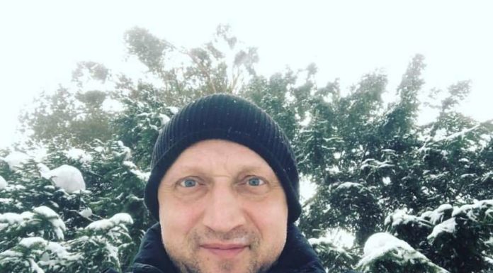 Гоша Куценко закликає шанувальників збиратися на весняні пікніки.