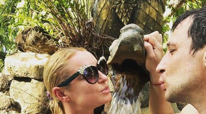 «Явище Михайла»: коханий Волочкової відпочиває разом з нею.