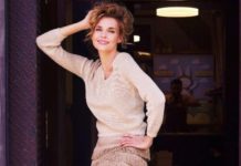 «Зовсім сорому не залишилося!»: Любов Толкаліна голою зустріла світанок.