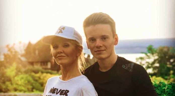 «Відмінний приклад дітям»: Валерія взяла свого сина на пробіжку.