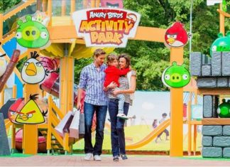 У Росії відкрився перший Angry Birds Park.
