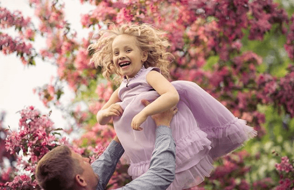 10 фраз, які люблячі батьки ніколи не скажуть дівчатам