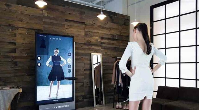 Як приміряти одяг не виходячи з дому: допоможе новий онлайн-бот