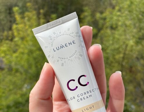 Легкий тональний крем на осінь / зиму