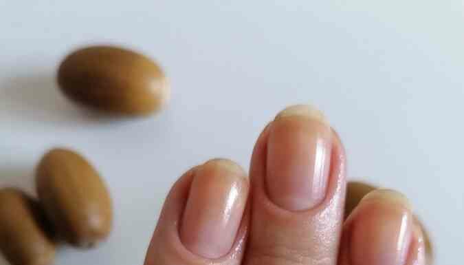 Як я перейшла на необрізний манікюр і що мені допомагало в цьому. Особистий досвід