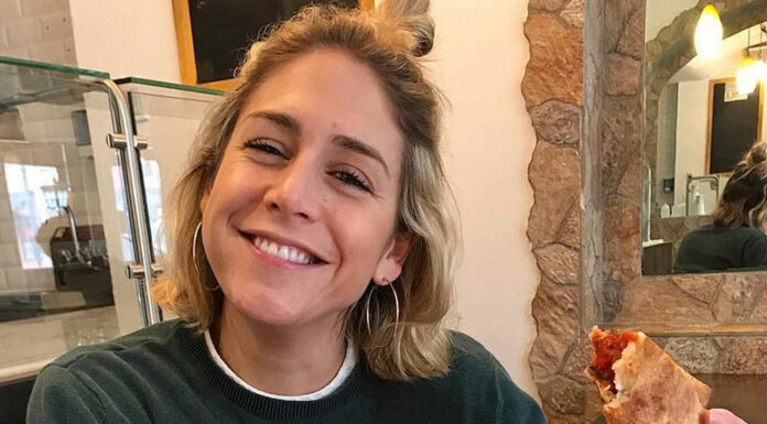 «дитячий протест допоміг мені розбагатіти»: як живе дівчинка, яка кинула школу в 15 років