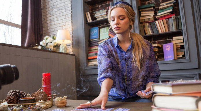 Випробування відкриє двері в нове життя: таро-прогноз для всіх знаків зодіаку