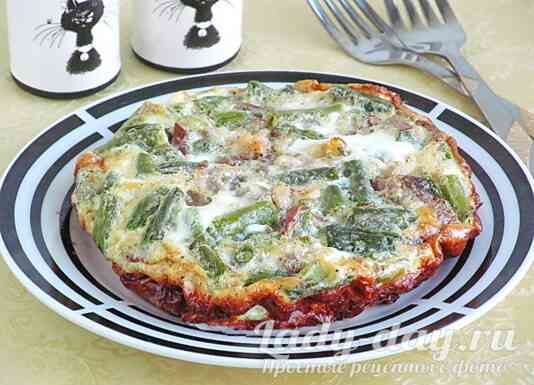 Не те омлет, не те пиріг з грибами і стручкової квасолею, але дуже смачно