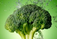 Експерти кажуть, що 11 харчових продуктів можуть покращити здоров’я вашого мозку та допомогти уникнути деменції