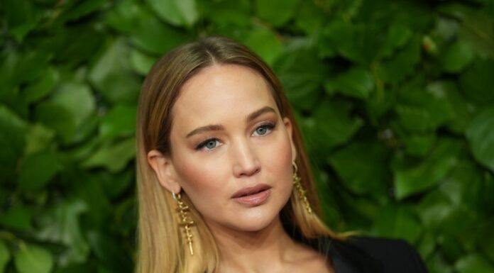 Дженніфер Лоуренс знайшла новий дім для собаки після інциденту з її сином