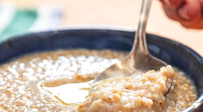 Фініки: чудовий підсолоджувач для вівсяної каші