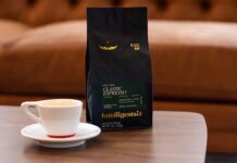 Розпродаж кави Intelligentsia: Поліпшіть свою ранкову ритуальну за менші гроші ☕