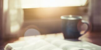 Reclaiming Your Mornings: From Doomscrolling to Hope