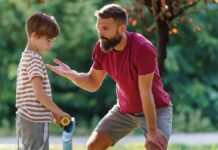 Воспитание жизнестойких людей: почему «неудобные» разговоры необходимы в цифровую эпоху