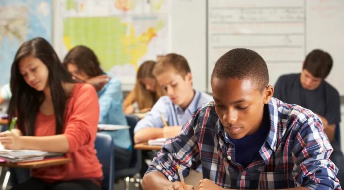 Фінансова грамотність тепер обов’язкова у більшій кількості старших шкіл США