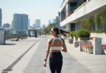 Los 8 estilos de caminar que realmente queman grasa y desarrollan fuerza